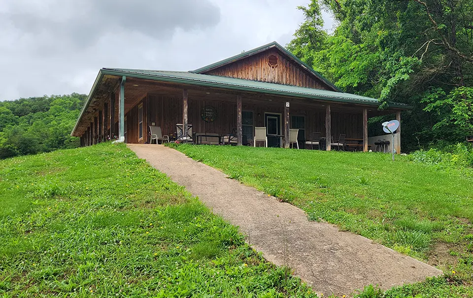 Cabin Rental For Families Eminence Missouri Horse Riding
